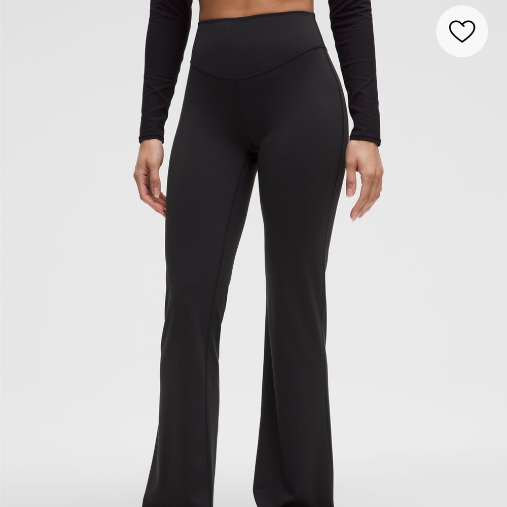Wunder Under SmoothCover Bootcut Pant 32”